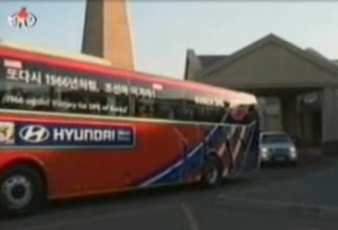 hyundai-bus-1.jpg